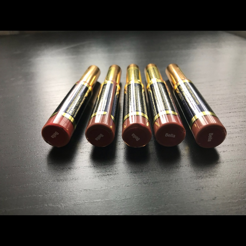 BELLA LIPSENSE **ONE LEFT**